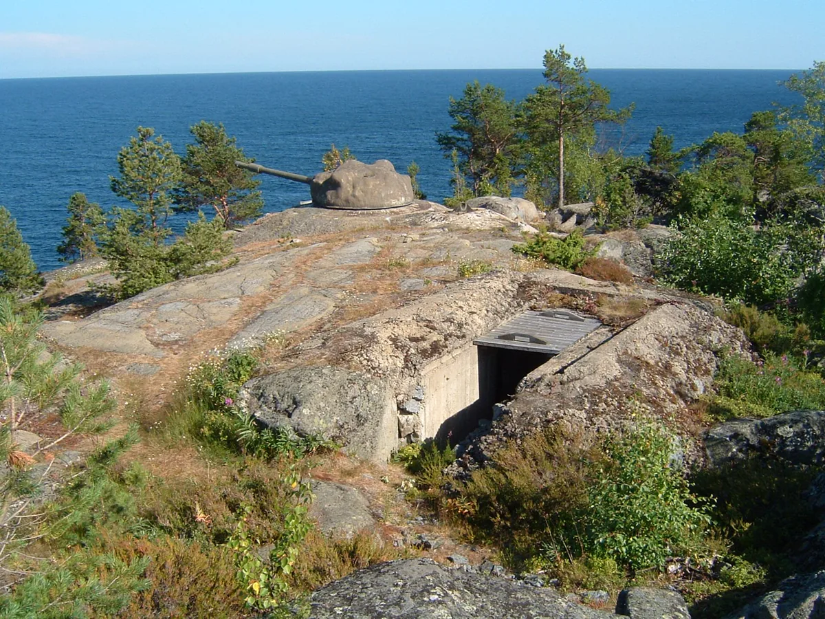 The stronghold "Hemsö fästning" on the island of Hemsön in Härnösand Municipality, coastal artillery gun and bunker opening